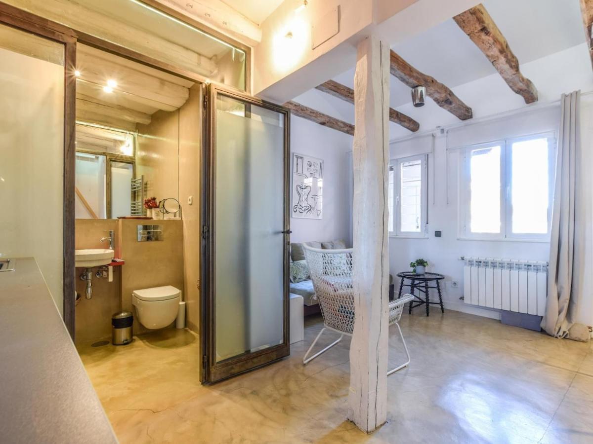Apartamento En La Plaza De Lavapies Para 4 Personas Мадрид Экстерьер фото